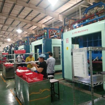 การควบคุมแม่นยําเครื่องยนต์ Polyurethane Thermoplastic ETPU ความแข็งแรงสูง